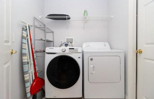 Making Dreams 4BR Family Villa with Pool and Game Room Near Disney Parks - Foto 61