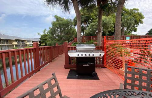 Park Shore Resort - Pool & Bar Close to Beach - Foto 19