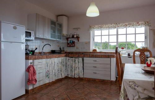 CASA ALBA, casa rural con piscina-spa climatizada hasta 34º gratuito y vistas al mar - Photo 23