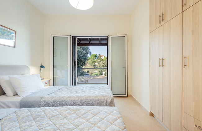 Villa Breeze & Villa Coco by Konnect Avlaki Beach - Foto 3