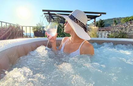 Amazing STUDIO CASA FERMEGLIA with private jacuzzie and perfect panoramic view - Foto 13