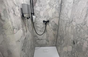 Gemütliche EG-FeWo im Haus zur Vulkaneifel in Brohl - Foto 9