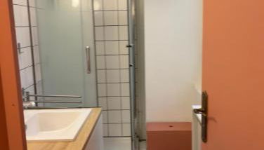 Joli appartement très calme en hypercentre, à côté du tram - Foto 4