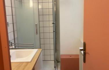 Joli appartement très calme en hypercentre, à côté du tram - Foto 4