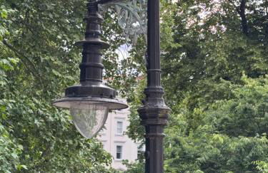 Elegant One Bedroom Apartment in Central London - Photo 23