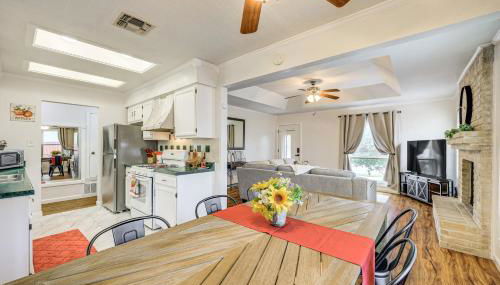 3 Mi to Randolph AFB Family Home with Poker Table! - Foto 5