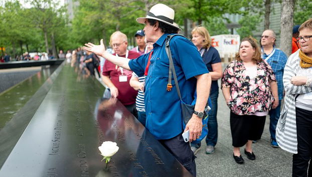 NYC Highlights Private Tour by Foot and Subway - Photo 5