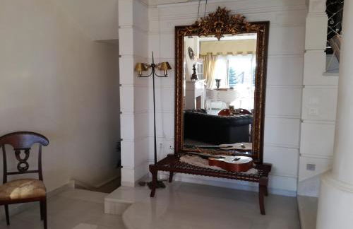 Πολυτελής κατοικία με θέα τον Θερμαϊκό - Foto 9