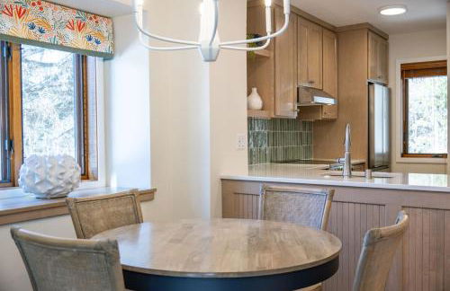 Evergreen Hill Condominiums - Foto 61