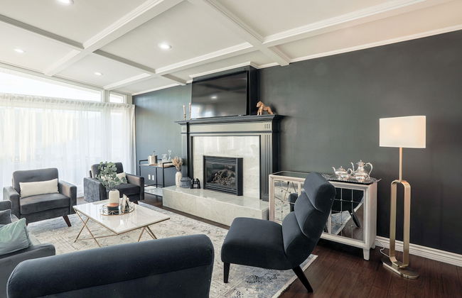 Stunning Views of the Okanagan Lake - Photo 40