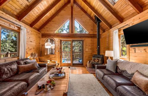 Timber A-Frame, Large Deck, Hot Tub, Fireplace - Foto 21