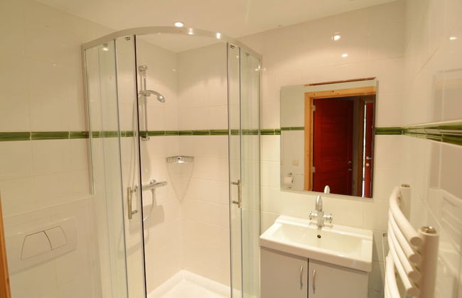 Scenic Villa Near Lake View - Foto 38