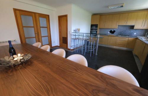 high standard rental in a quality residence with pool, tennis and view of the ocean in antas esposende 12 people - Foto 56