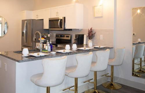 New! The Vibe Med Center Apartments - Central Houston - Photo 5