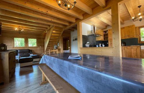 Chalet spacieux avec vue panoramique et confort familial - FR-1-624-11 - Foto 6