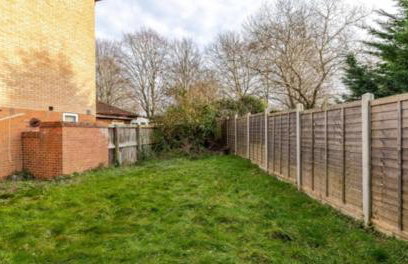 Cosy House- Sleeps 7 Centrally Located Free Parking, Fast WIFI Smart Tv with Sky and Netflix Business Travellers Relocators Leisure Welcome - Foto 14