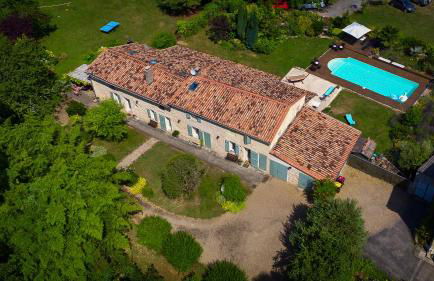 Gite la Maison de la Pimpine Lignan de Bordeaux - Foto 1