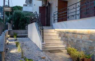 Filoxenia Apartments - Photo 2