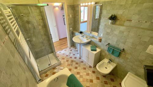 Villa degli ulivi by Holiday World - Foto 2, towels, Shower