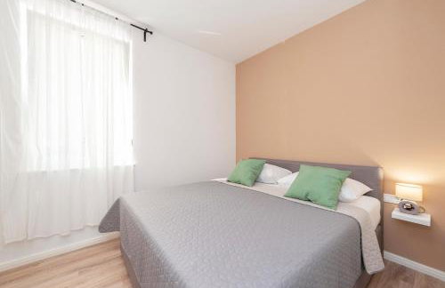 Villa Eni Beachfront apartment with pool - Photo 21