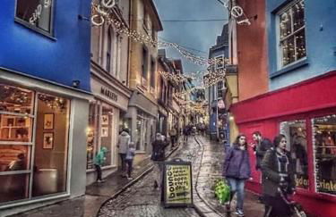 Restful and Cosy 4 Bed Home Minutes from the Beach - Foto 25