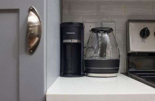 Elegant 2BR-w Parking, Near Riverwalk & Conv Ctr - Foto 23