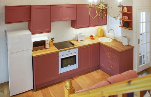 School Cottage - Photo 14