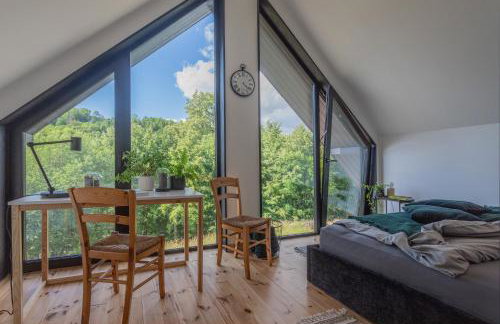 Czarny domek w górach - Foto 13