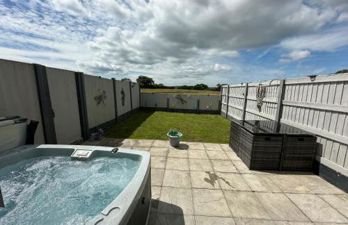 Dwylig Isa Holiday Cottages - Photo 14