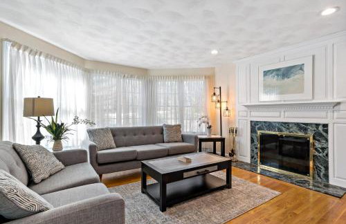 Entire Saunderstown Home with Pool - Foto 26