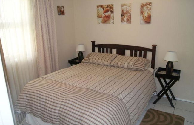 Serengeti Self Catering Units - Photo 10