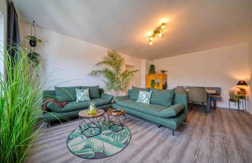 Zuarin Schlossblick - Ganzes Apartment direkt am Schlossgarten von Schwerin mit Dschungel-Feeling - Parkplatz auf Anfrage vorhanden - Foto 3