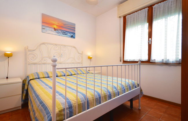 3 bedroom House in Lignano Sabbiadoro with garden and terrace - Photo 10