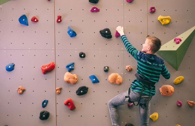 Restyled Bungalow with Dishwasher near Nature Reserve - Photo 17