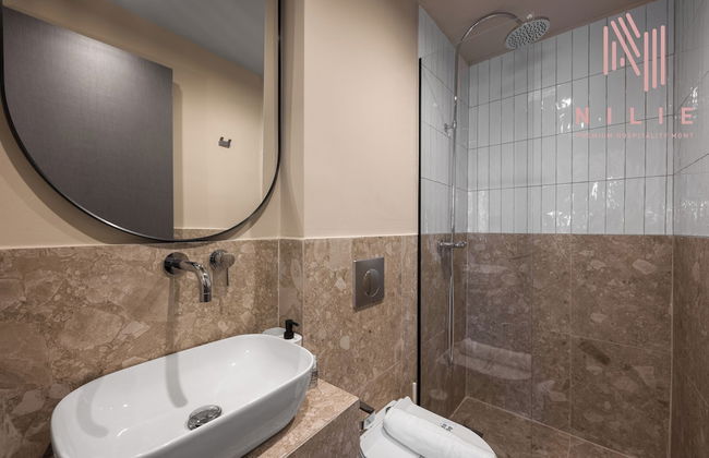 Phìlus Nilie Hospitality MGMT - Foto 48