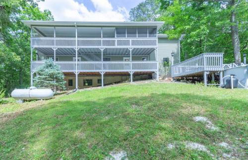Large Hillside Retreat with Pool and Hot Tub - Foto 67