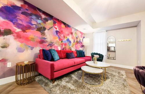 HostWise Stays - 2 King Beds, Free Street Parking, North Side Gem - Foto 30