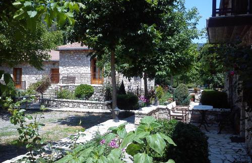 Andrea Sofi Guesthouse - Photo 47