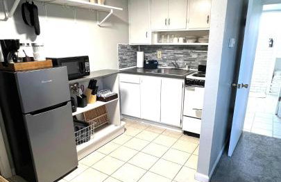 Cozy basement apartment - blocks from Old Town - Foto 14