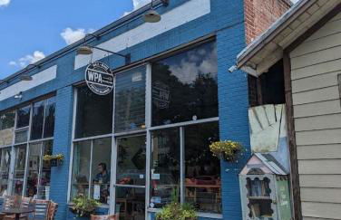 Charming Duplex Retreat in Old Town Manchester, VA - Foto 50