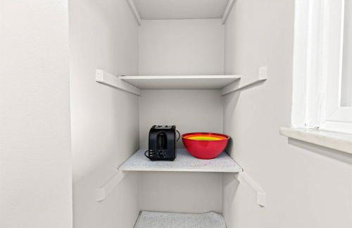 Luxury King Suite - Newly Renovated in Mt. Clemens - Foto 21