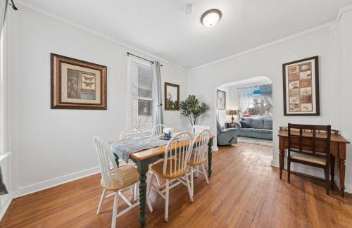 Updated 3-Bed Off Como Lake on Charming Cul-De-Sac - Foto 12