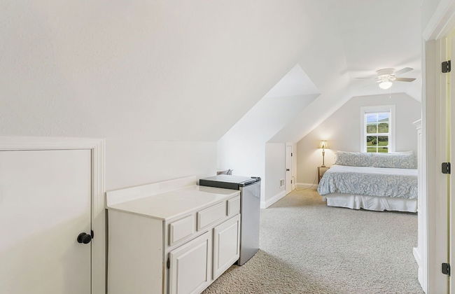 Fairview Vista by Avantstay 10 Mins to Asheville - Photo 33