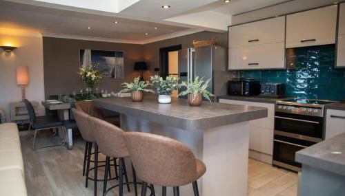 Graftons Little Haven - Foto 4, stove, dishwasher