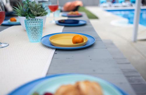 Central location Hot Tub Heated Pool Digital Game Table - Foto 54