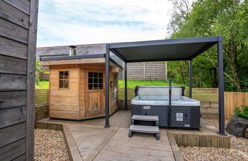 Thyme Lodge 2BR with Hot Tub near Black Mountain - Foto 9