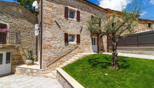 Villa Zoro with a lovely garden and a private POOL in the middle of Istria - Foto 3