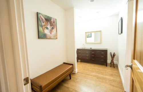 Serene Vineyard Chateau with Pool, Hot Tub, BBQ - Foto 46