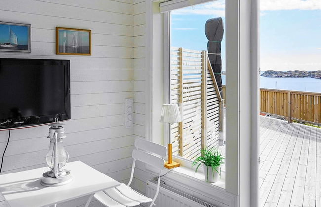 2 Person Holiday Home in Ronnang - Foto 4