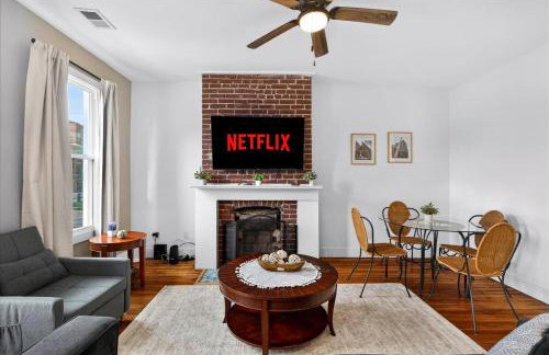 Cozy 2-Floor Home 5BR 3BA 2 Kitchens Backyard - Foto 58